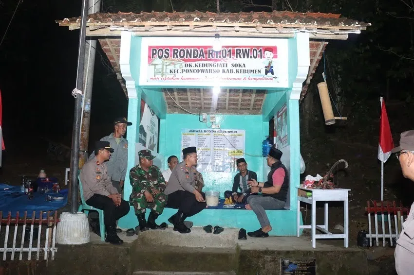 Mengapa Pos Kamling RT 02 RW 05 Jadi Pilihan Utama Warga Kawunganten?